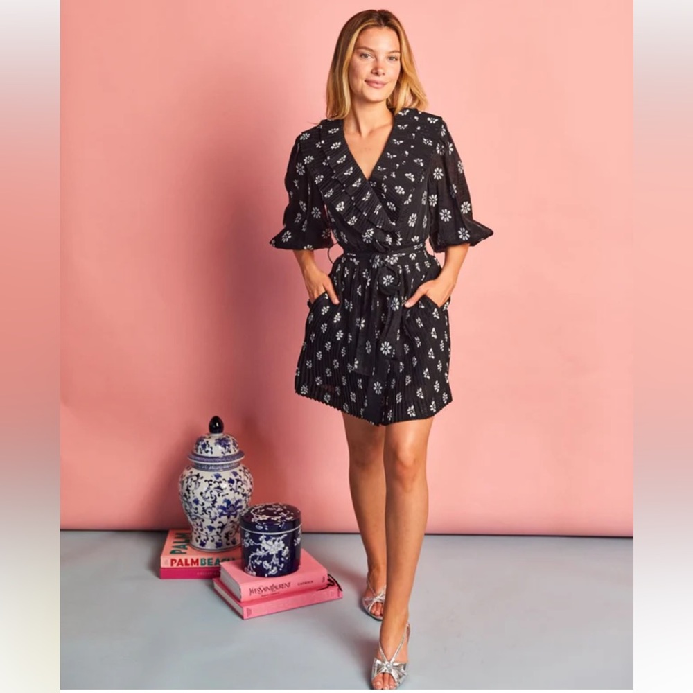 BURU Blanche Dress 🖤 Mini Black Floral NWT